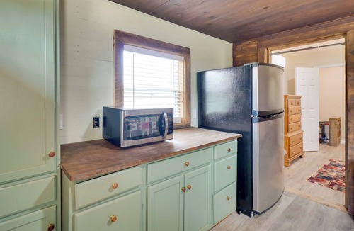 Townsend Cabin | 2 Mi to Nat'l Park: Riverside Smoky Mtn Cabin!
