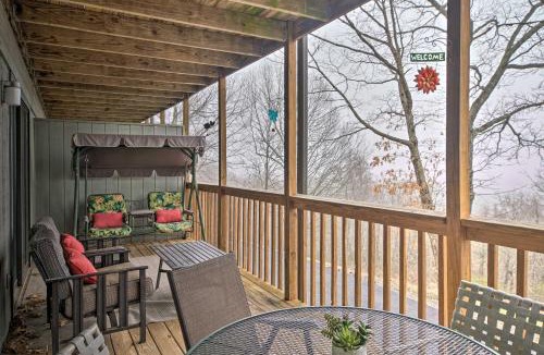 Notch Estates House | 2 Mi to Silver Dollar City: Reed Springs Condo