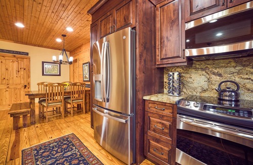 Penrose Cabin | 25-Acre Mountain Retreat w/Trails, Pond, Hot Tub