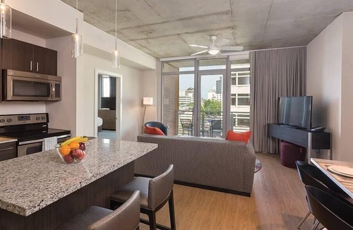 Civic District Condo | 2br Deluxe Unit| Rooftop Pool | Downtown Austin