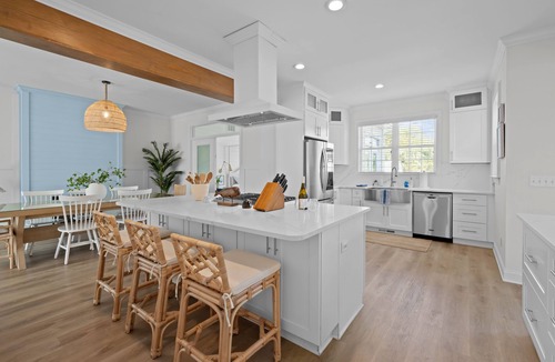 Wilmington House | 2mi to Beach + Sleeps 14 + Luxury 5BR + Pool + Hot Tub + SUMMER GETAWAY