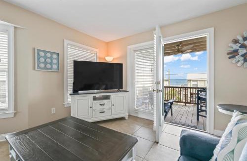 North Carolina Coast House | 3 BDR, Oceanview's, Walk to Pier