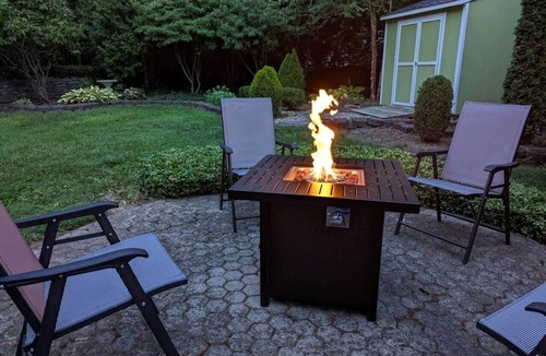 Richmond House | 3-Bedroom Cape Cod Oasis, Private Yard, Fire Pit