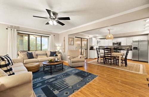 Bronston Condo | 3-bedroom condo in delightful Woodson Bend Resort, Bronston, KY on #7 Green