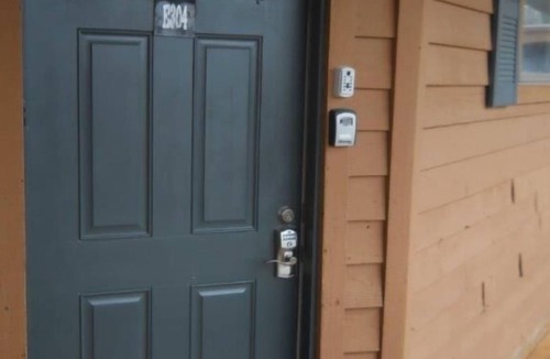 Ghent Condo | 3 Bedroom Condo slopeside at Winterplace Ski Resort with the convenience of home