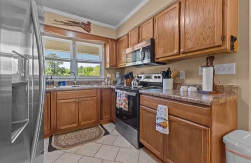 Cape Fear House | 3-bedroom house in fabulous Eastover with WIFI, all you need is your clothes!