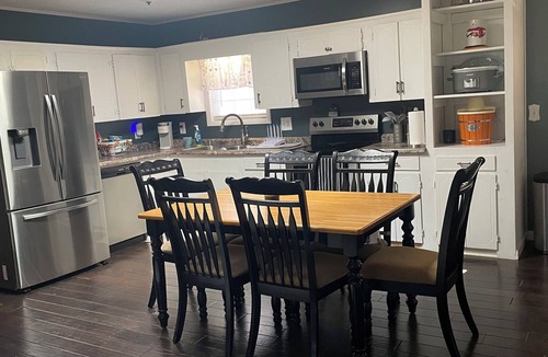 Upper Peachtree House | 3-bedroom Peaceful Escape in Murphy