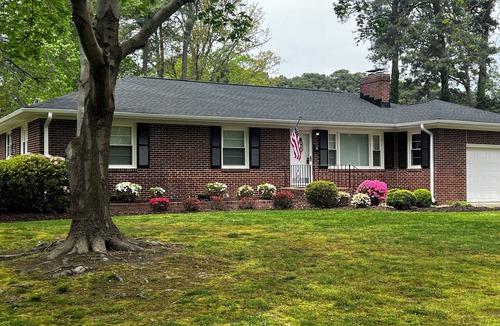 Central Newport News House | 3-bedroom updated house in Riverside /CNU area of Newport News + outdoor space