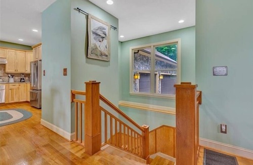 Moneta House | 3 Bedrooms, 1 Flex Room, 3 Bathrooms! Walk-in Water! Wifi! Ping Pong! Come Visit "Best Kept Secre