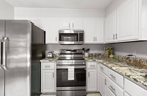 Westover House | 3 BR Waterfront Escape-Koi Fish & Arcade