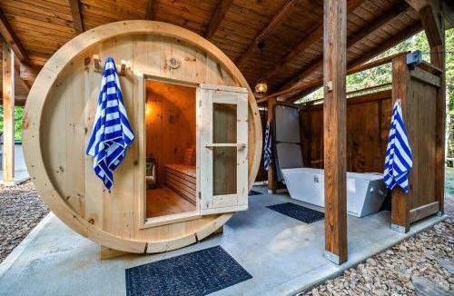 Baxter Other | 3 Cabins w/Sauna, Hot Tubs, Pickleball, & Golf!