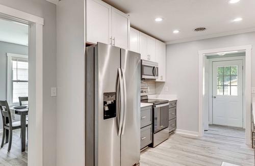 Jacksonville House | 3 Mi to Camp Lejeune: Home w/Fire Pit & Grill!