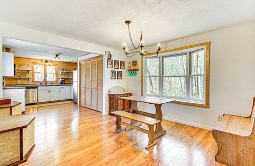 Stokes Cabin | 3 Mi to Hanging Rock State Park: Outdoor Haven!