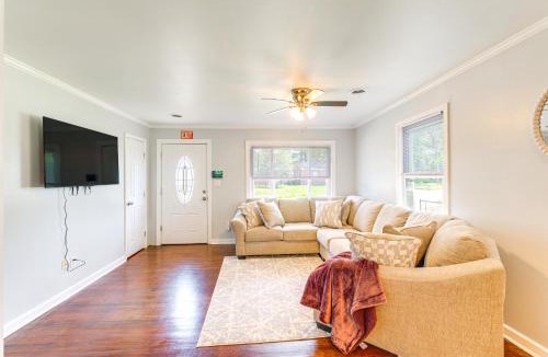 Hopewell House | 3 Mi to Historic Dtwn: Hopewell Home w/Yard