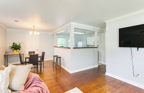 Hopewell House | 3 Mi to Historic Dtwn: Hopewell Home w/Yard