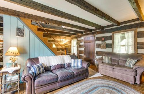 Sharpsburg House | 3 Mi to River: 11-Acre Retreat in Rural Stockport