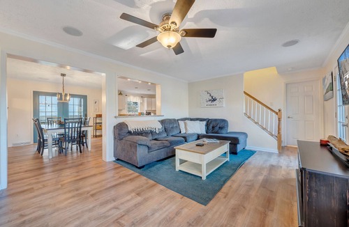 Moneta House | 3 Spacious floors! Great for multiple families