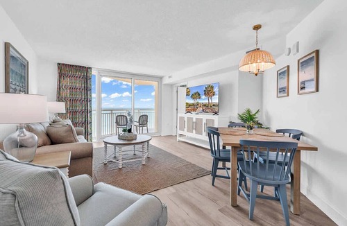 Downtown Myrtle Beach Condo | 3BR Beach Gem Full Ocean Views From All Bedrooms