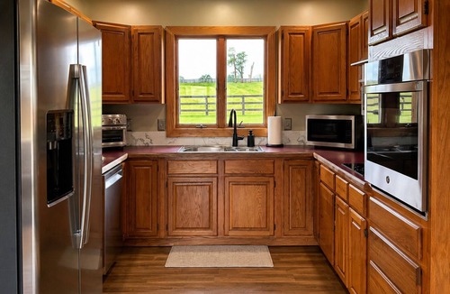 Lexington Other | 3br farmhouse on horse farm - close to KY Horse Park, Hagyard + Rood & Riddle