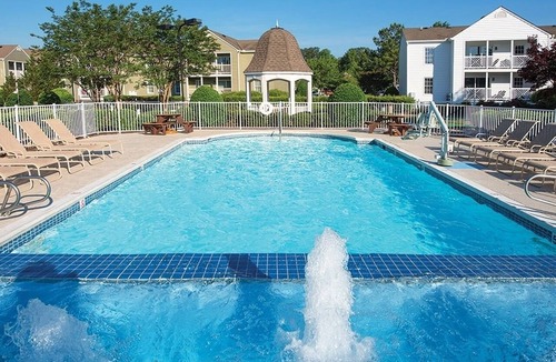 Williamsburg Condo | 3BR Lockoff – Pool, Games, History & Family Fun