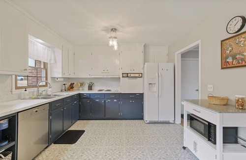 Durham House | 3BR Ranch in Durham S
