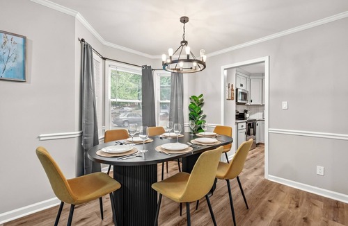 Southwest Raleigh House | 3BR with Personal TVs in Raleigh! 2 King Beds!