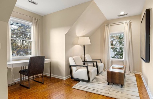 Chamblee House | 4 Bed + 4 Bath Luxe Abode by Atlanta Luxury Rentals