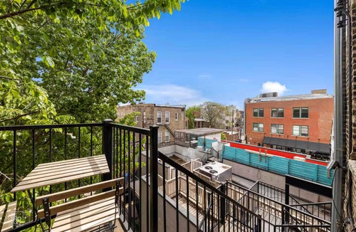 Wicker Park House | 4 Bedroom Penthouse Loft in Heart of Wicker Park