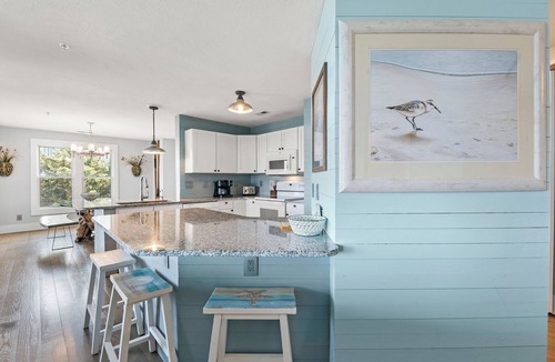 Manteo Condo | 4 BR Water-front Condo w/Central AC