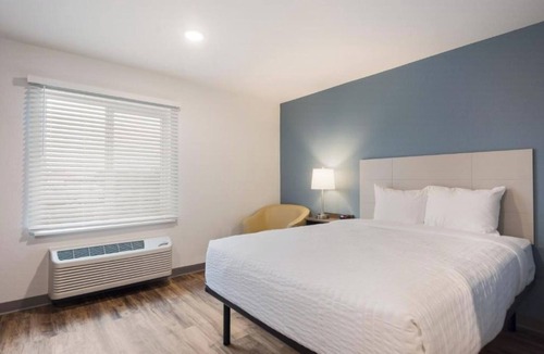 Newnan Hotel | 4 Cozy Studios w/Kitchen & Onsite Laundry