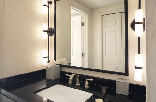 West End Hotel | 4 One Bedroom Suite Units, Pet-Friendly, Close to White House - 1.2 miles!