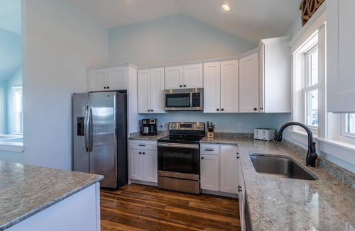 Kitty Hawk House | 4746- Sandy Feet Retreat - Oceanside Kitty Hawk Retreat w/Pool