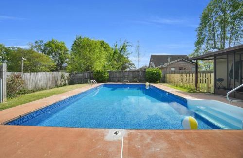 Gunter Afs House | 4BR with Pool , Grill , Relaxing and Family Friendly