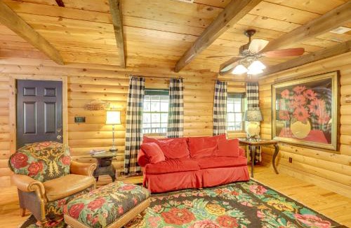 Asheville House | 5 Mi to Dtwn Asheville: Tranquil Cabin Retreat!
