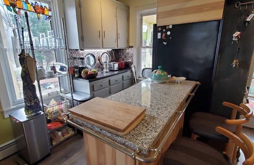 Frederick House | 5 minutes to "Everything Frederick", Downtown Private Oasis w/OSP