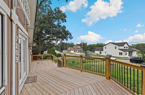 Cedar Lake House | 6 Bed 3 BA Spacious A-Frame Near Crown Point