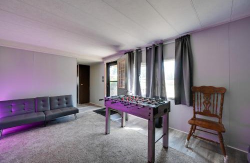 Radcliff House | 6 Mi to Fort Knox! Rural Family Home, Pets Welcome