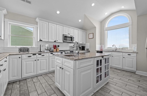 South Nags Head House | 6099-Turquoise Turtle - Nags Head Oceanfront | Pool, Hot Tub & Sleeps 16