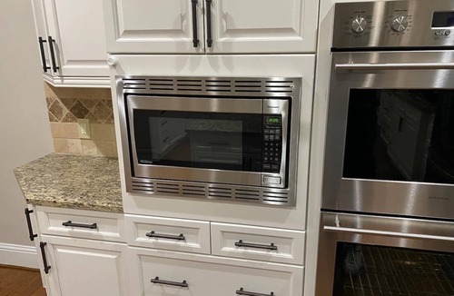 Buford Highway House | 6BD/5.5B,Brookhaven.Sleeps 12,Big yard,w pool.Gate