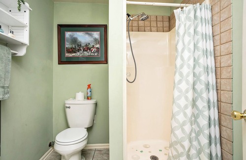 Springfield Bed & Breakfast | 7 Private Rooms, Country Setting Bourbon Trail, patio/firepit. Breakfast inc.