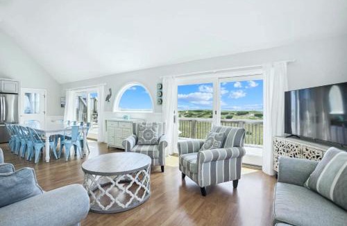 Salvo House | 7223 - Pelican Watch