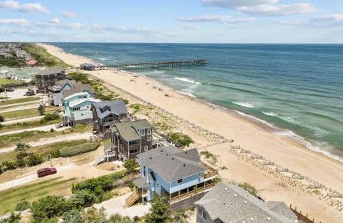 Avon House | 7675 - Sweet Caroline
