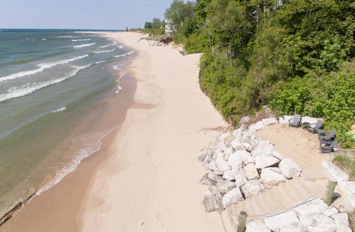 South Haven House | 820 Monroe