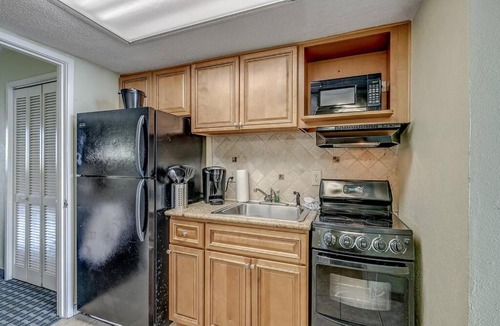 Myrtle Beach House | 8th Floor Oceanfront 2 Queen Condo - Tons of Pools