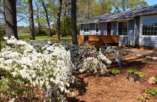 Saxapahaw House | A Beatles-inspired getaway in the heart of North Carolina.