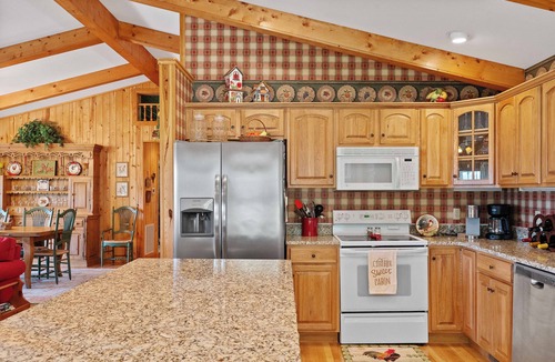 Lake Sequoyah Cabin | A Century of Mountain Summers. Your Turn | Bear View Cabin