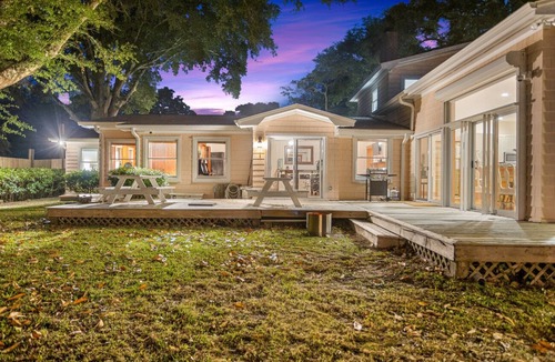 Wilmington House | A charming 4-bedroom waterfront with a private dock retreat that offers a secluded serene getaway!