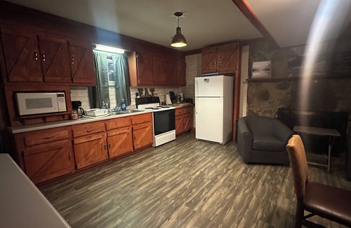 Parkers Lake Cabin | A cozy cabin, with lake views, located only 15 miles from Cumberland Falls!