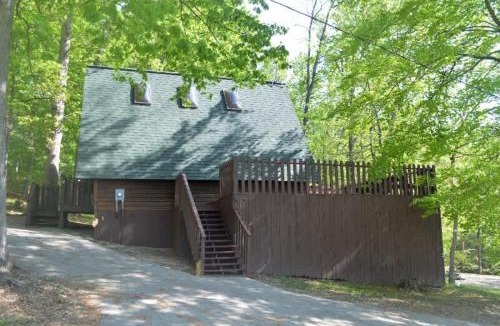 Eckerty House | A-Frame Cabin #5 with Hot Tub on Patoka Lake in Southern Indiana