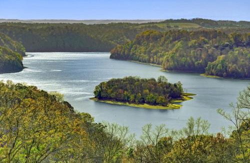Byrdstown House | A Hidden Gem! Couple’s Escape w/Dale Hollow Views